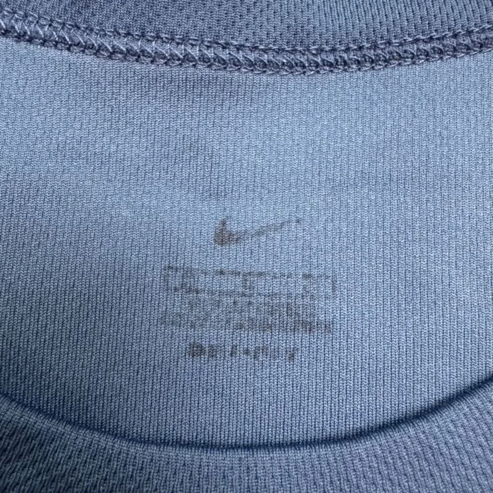 Nike Vintage Y2K Long Sleeve Active T-Shirt Mens Medium Blue Crew Athletic Tee